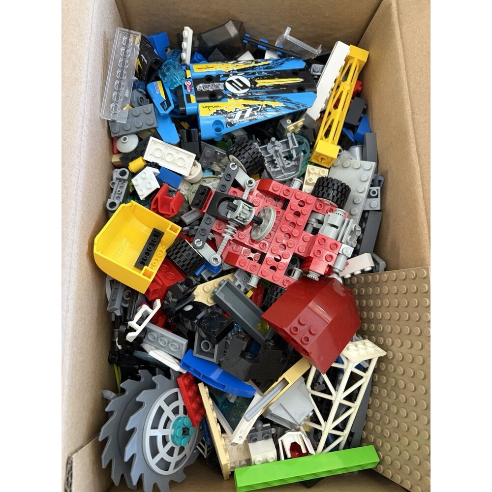 LEGO 5lb Pound Bulk Lot of Random Assorted LEGOS Bricks, Plates, Parts, Pieces